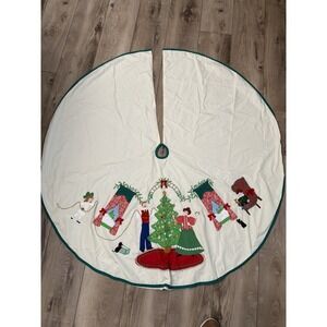 Vintage Christmas Tree Skirt 58" Hand Appliqué Victorian Family Embroidered